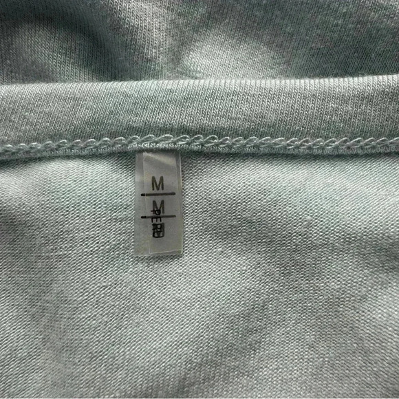 Tahari Women’s Size M Soft Modal Short Sleeve Light Blue Scoop Neck Top - Picture 9 of 11